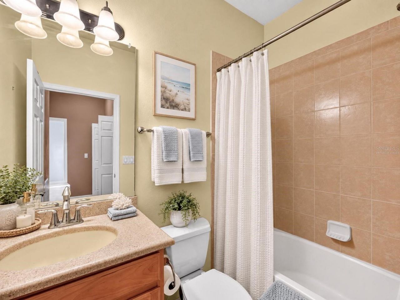 7943 Limestone Lane, Unit 13-101, Sarasota, FL 34233 Photo