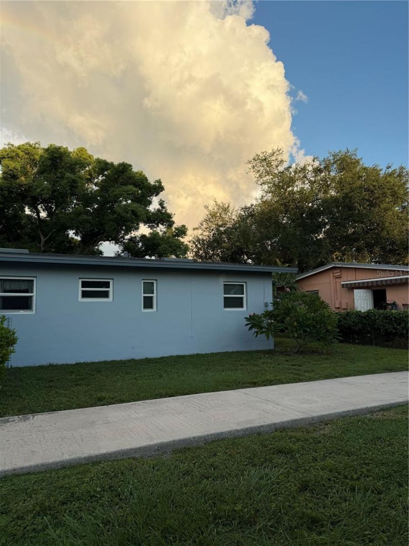 2700 56th Lane N, Saint Petersburg, FL 33710 Photo