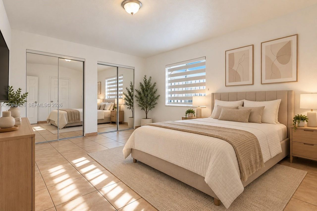 10124 NW 127th Ter, Hialeah Gardens, FL 33018 Photo