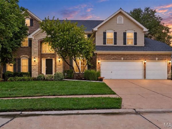 704 Knollshire Way Court, Dardenne Prairie, MO 63368