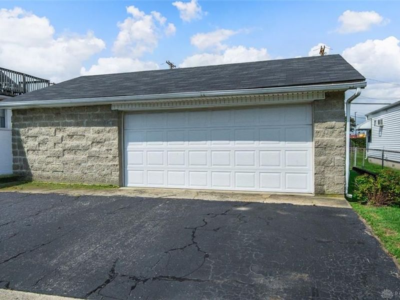 2700 Manistee Place, Moraine, OH 45439 Photo 1