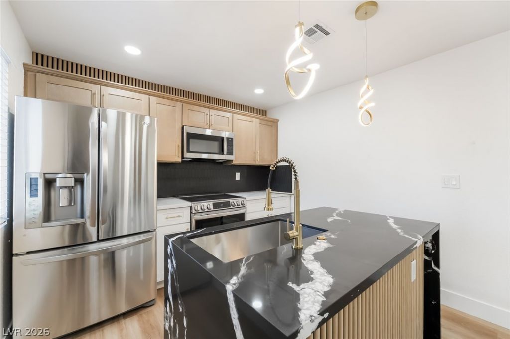 5332 River Glen Drive, Unit 400, Las Vegas, NV 89103 Main Photo