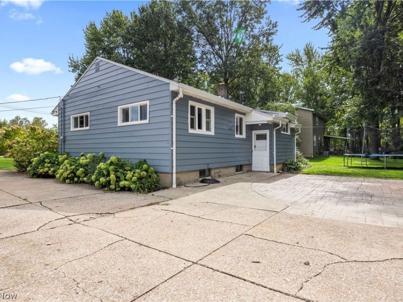 6860 Murray Ridge Road , Elyria, OH 44035 Photo 38
