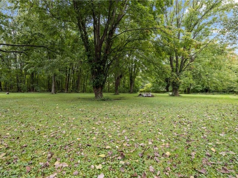 6860 Murray Ridge Road , Elyria, OH 44035 Photo 40