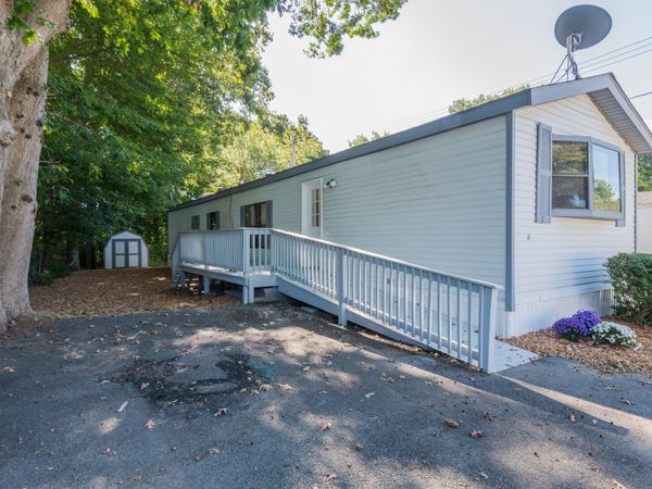 8 Patriot Circle, Plymouth, MA 02360