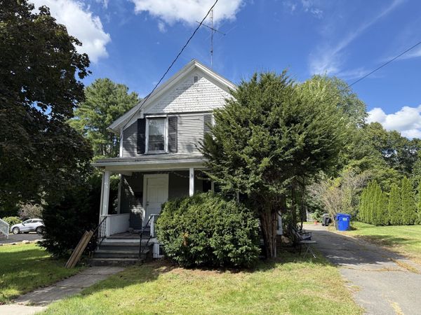 221 Northampton Rd, Amherst, MA 01002