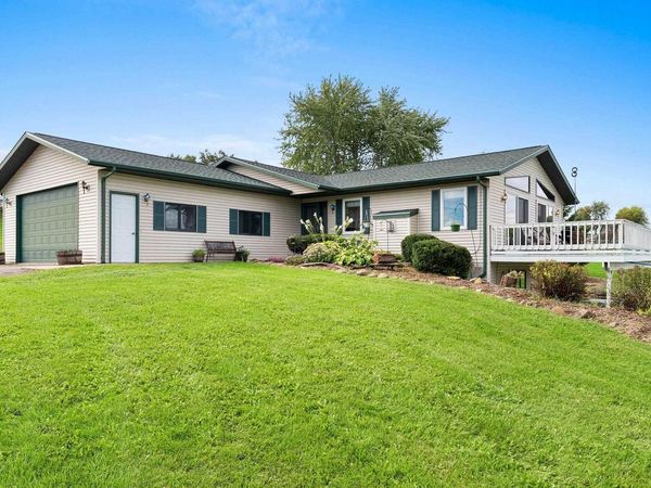 5275 RUSHFORD AVENUE, Omro, WI 54963