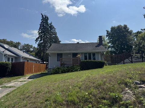 Main Photo