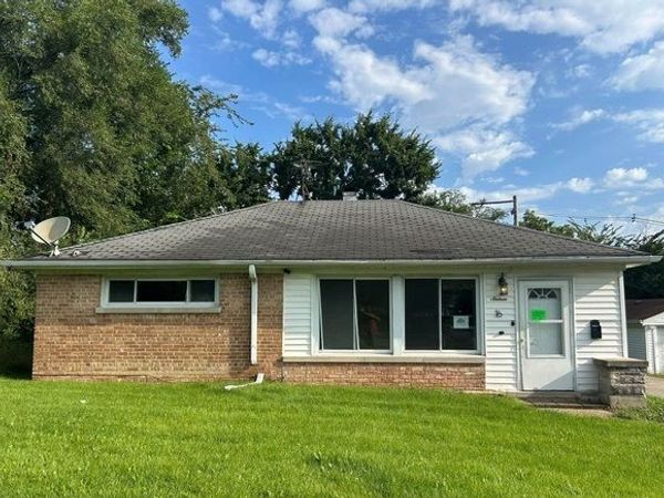 16 Sauk Trail , Park Forest, IL 60466