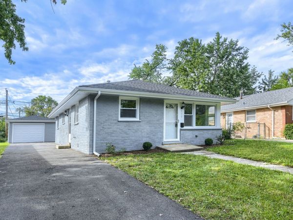 590 W 16th Street , Chicago Heights, IL 60411