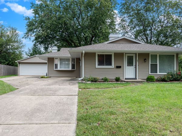 65 Eastfield Road , Montgomery, IL 60538