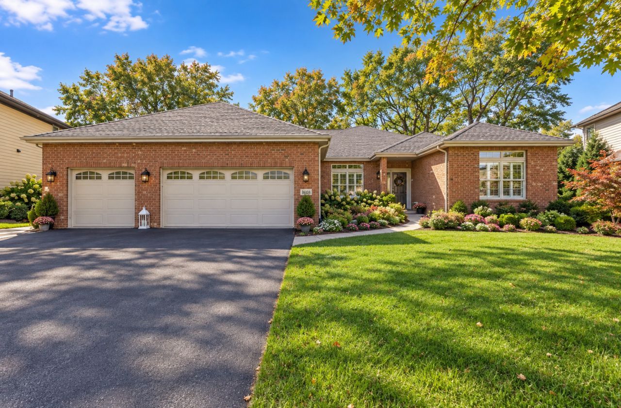 18018 S Mccabe Lane, Lockport, IL 60441 Main Photo