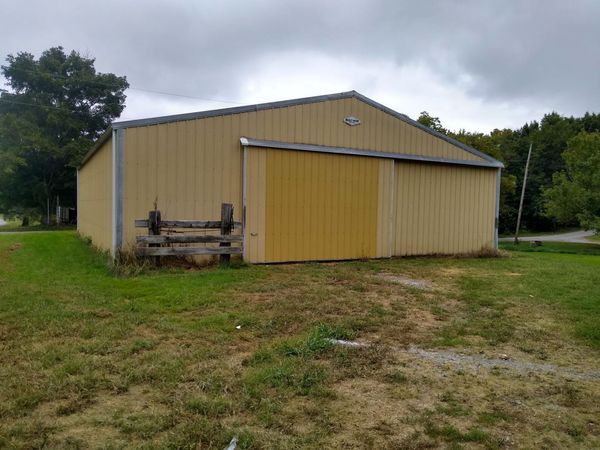 10 North Street, New Burnside, IL 62967
