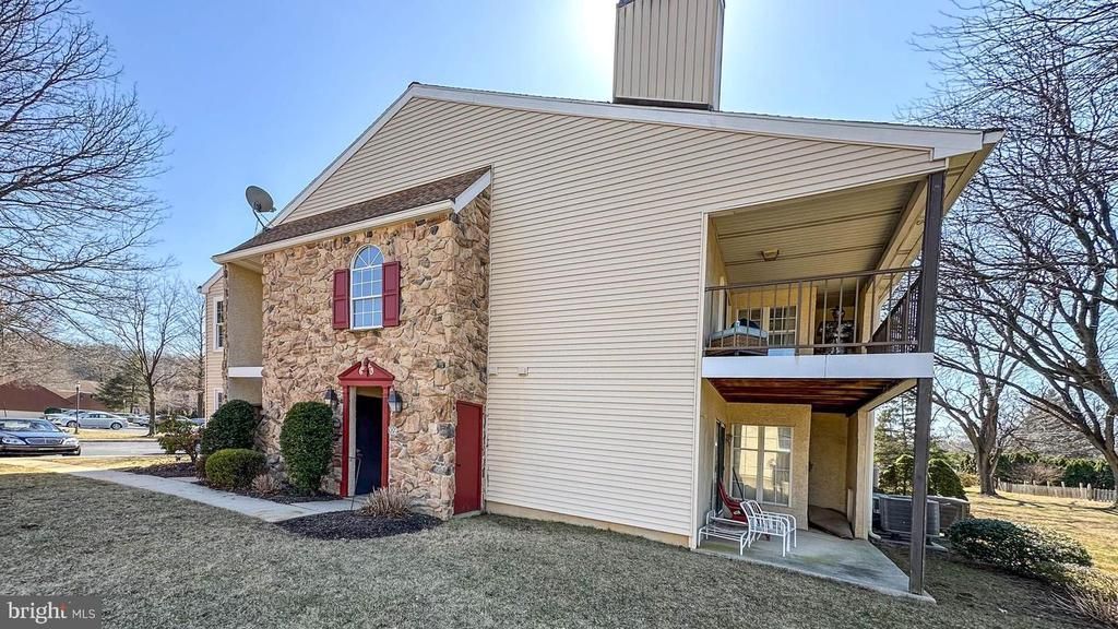 109 VALLEY GREENE CR , WYOMISSING, PA 19610