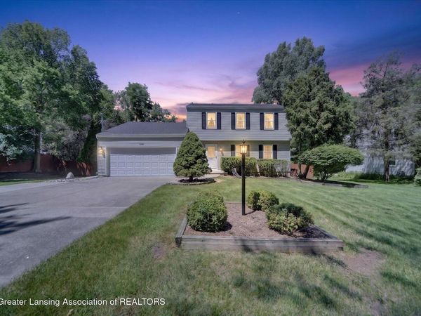 1600 Hillside Drive, Okemos, MI 48864