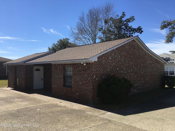 406 Russell Avenue, Long Beach, MS 39560