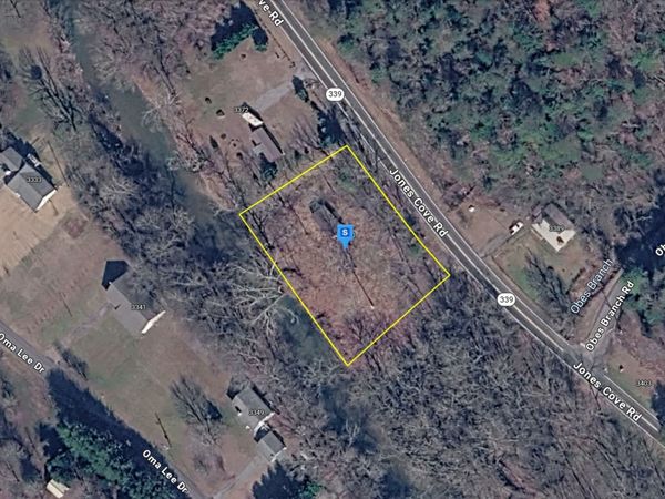 3380 Jones Cove Rd , Sevierville, TN 37876