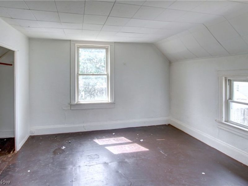 7017 Colgate Ave Front, 7015 Colgate Rear Avenue , Cleveland, OH 44102 Photo 29