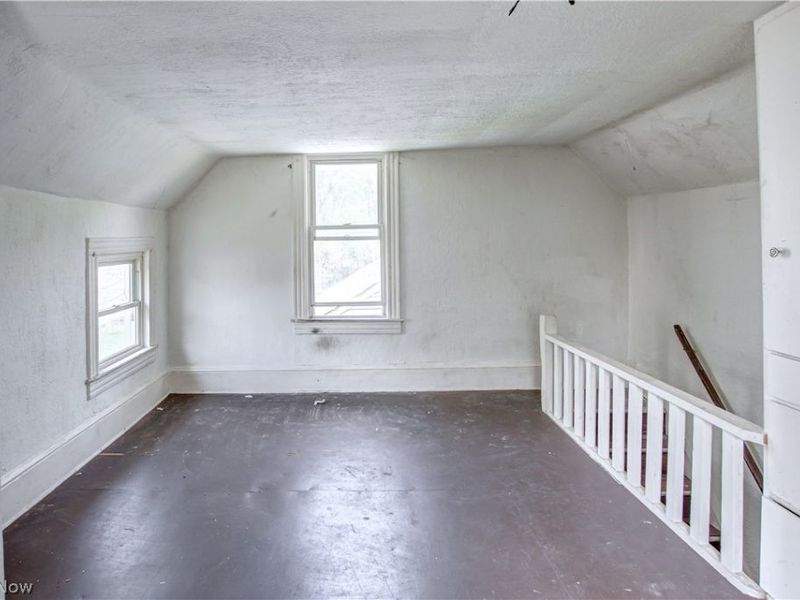 7017 Colgate Ave Front, 7015 Colgate Rear Avenue , Cleveland, OH 44102 Photo 30