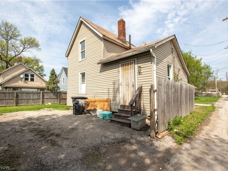 7017 Colgate Ave Front, 7015 Colgate Rear Avenue , Cleveland, OH 44102 Photo 34