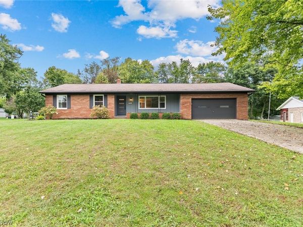 1031 Chevelle Drive , Akron, OH 44319