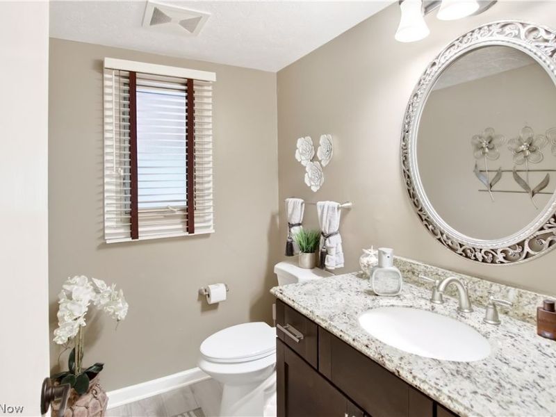 7820 Klein Drive, Middleburg Heights, OH 44130 Photo 12