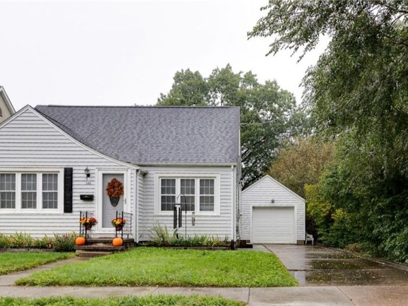 325 Harmon Street SW, North Canton, OH 44720 Photo 1