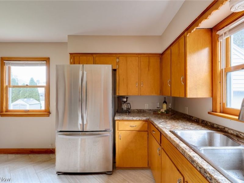 325 Harmon Street SW, North Canton, OH 44720 Photo 10