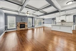 318 Gratis Court photo 4
