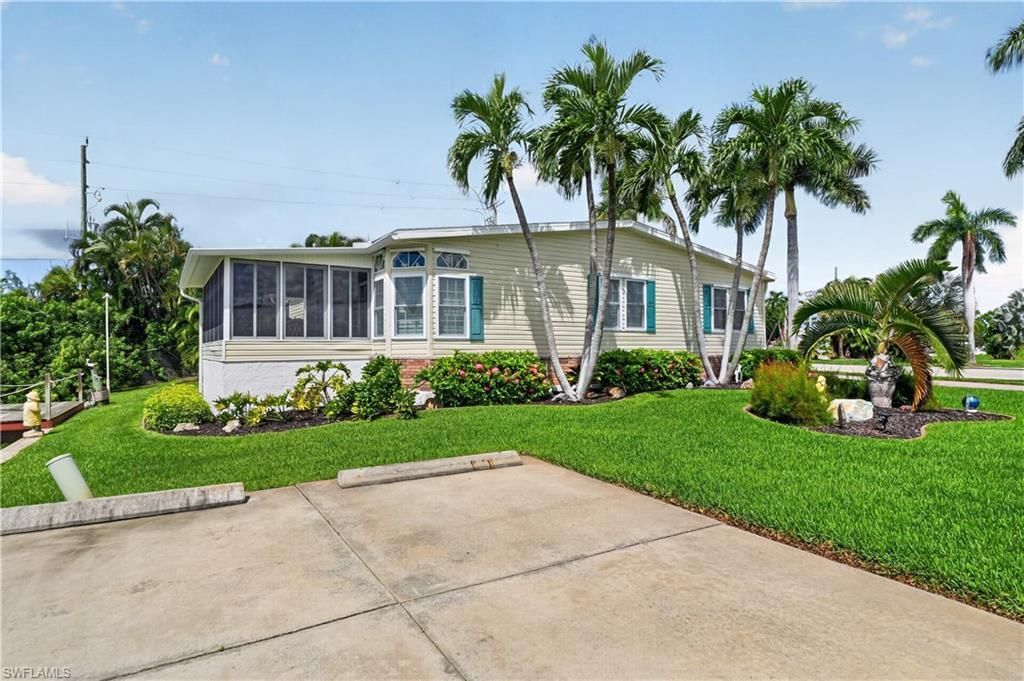 17520 Azalea Ln , Fort Myers Beach, FL 33931 Photo