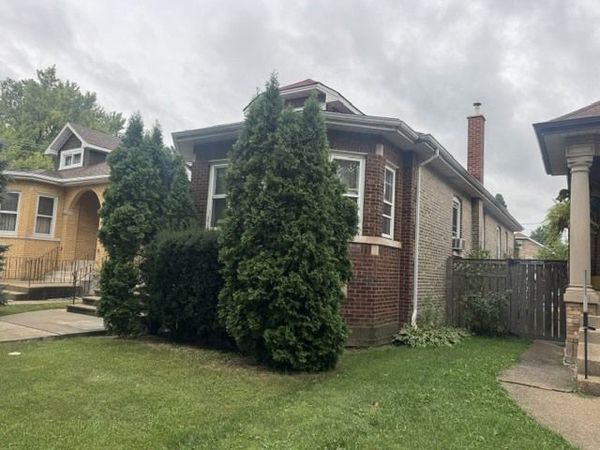 2842 Wisconsin Avenue , Berwyn, IL 60402