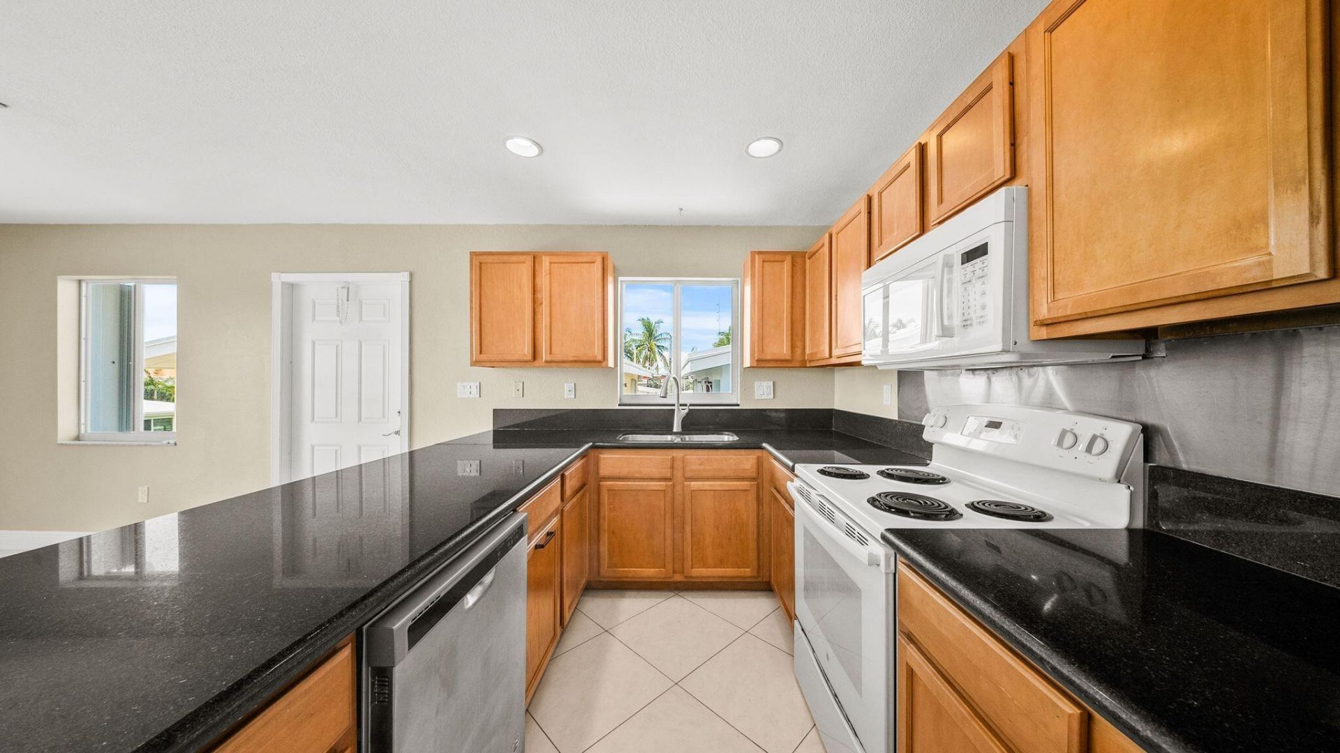 51 Coral Lane, Key Colony Beach, FL 33051 Photo