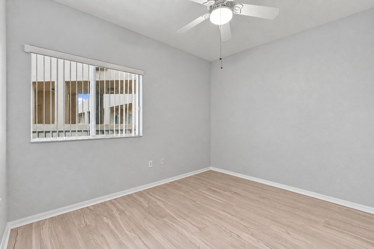 7755 Yardley Drive, Unit 410, Tamarac, FL 33321 Photo
