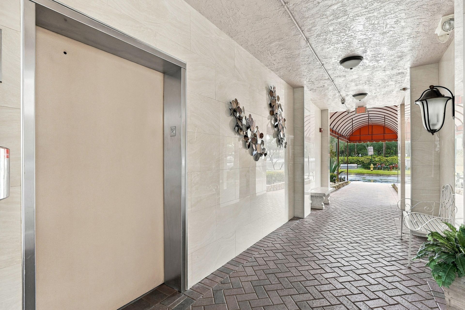 7755 Yardley Drive, Unit 410, Tamarac, FL 33321 Photo