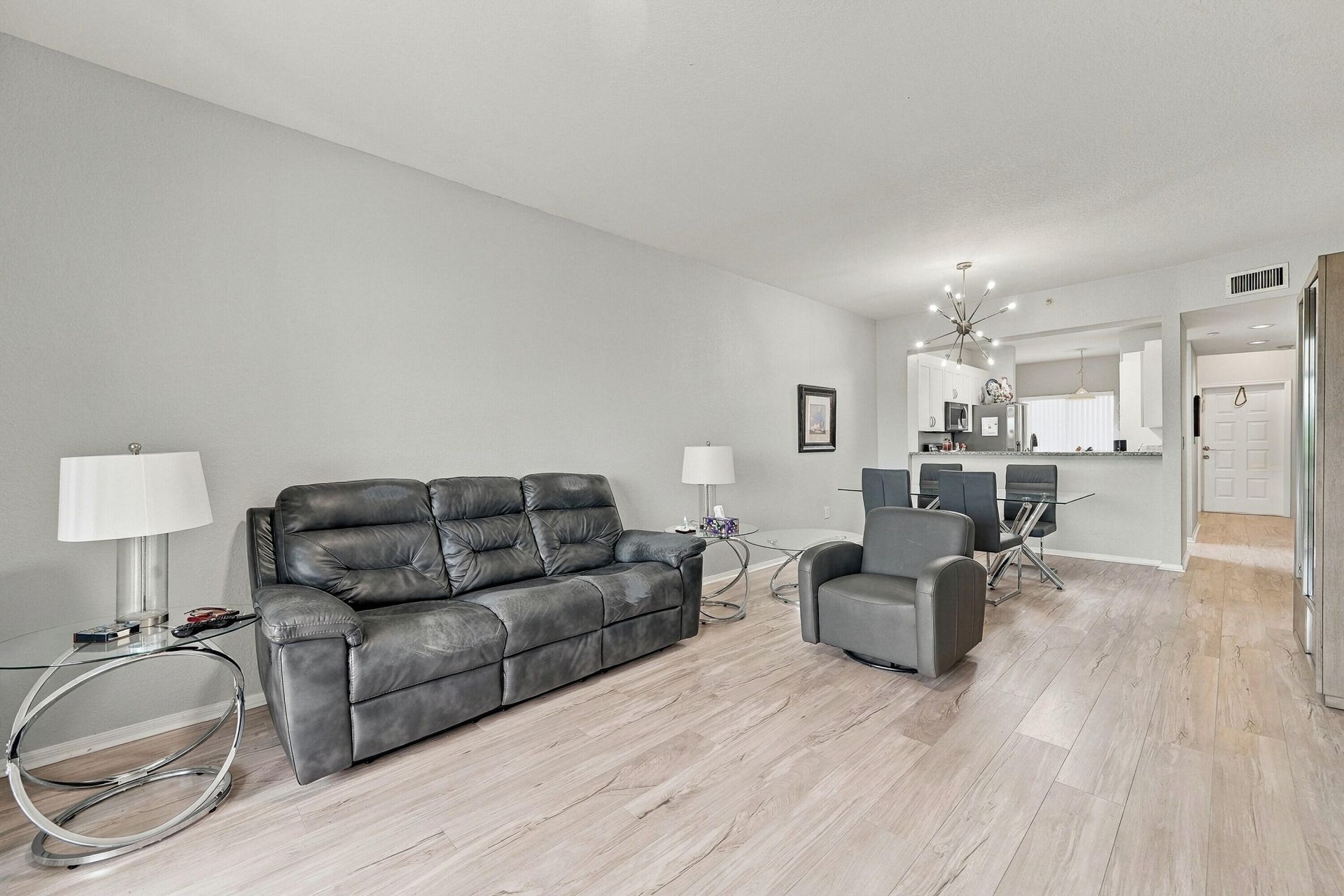 7755 Yardley Drive, Unit 410, Tamarac, FL 33321 Photo