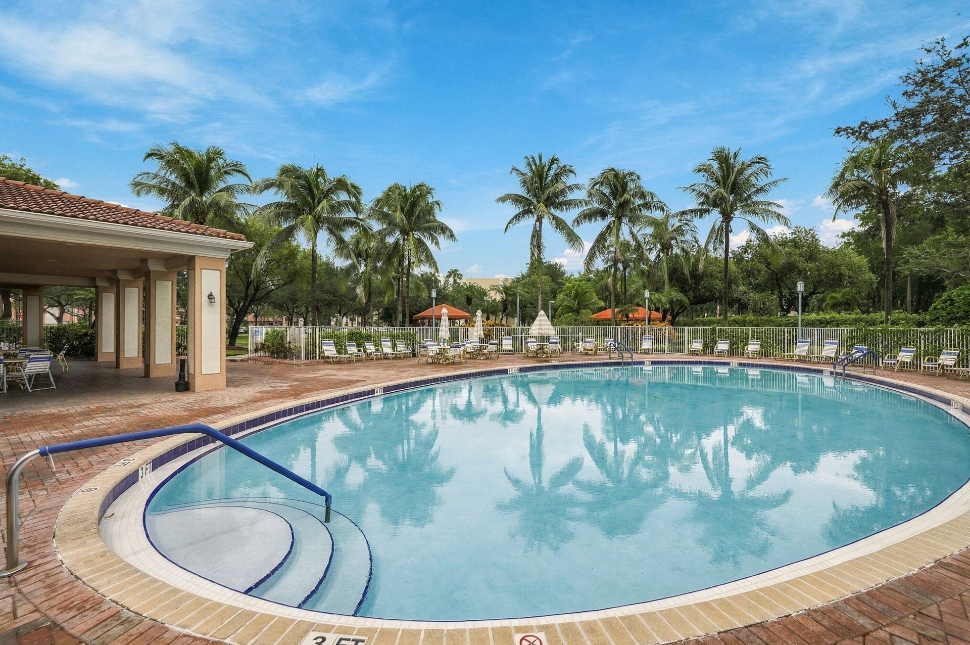 7755 Yardley Drive, Unit 410, Tamarac, FL 33321 Photo