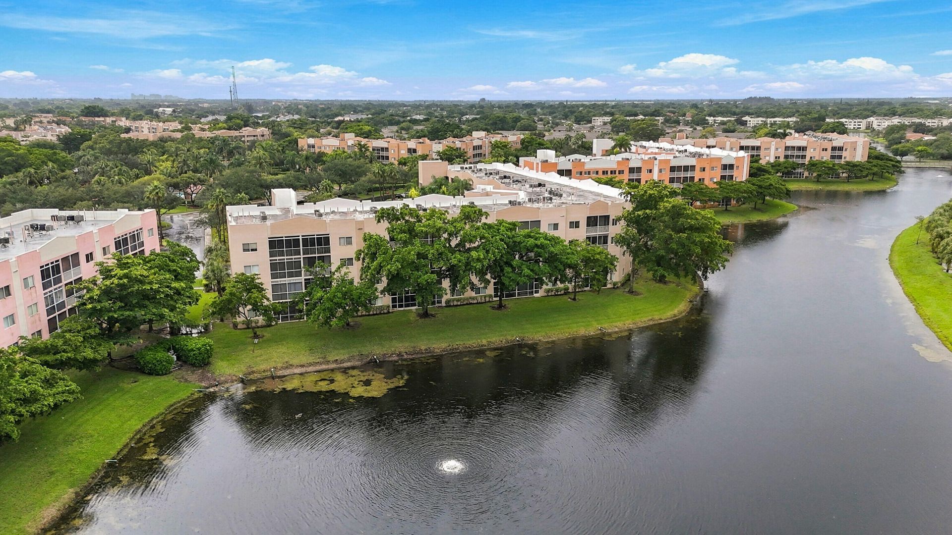 7755 Yardley Drive, Unit 410, Tamarac, FL 33321 Photo