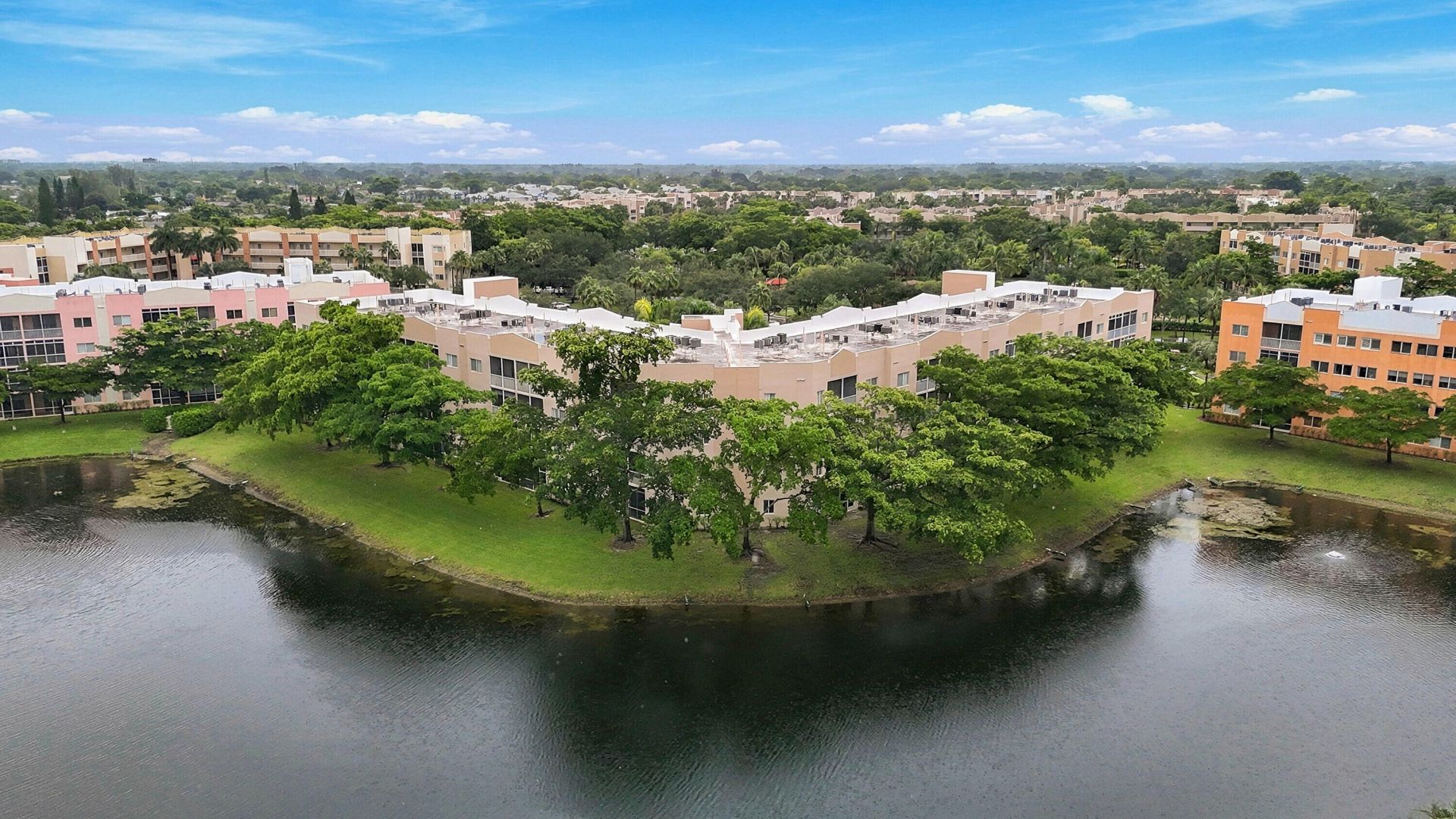 7755 Yardley Drive, Unit 410, Tamarac, FL 33321 Photo