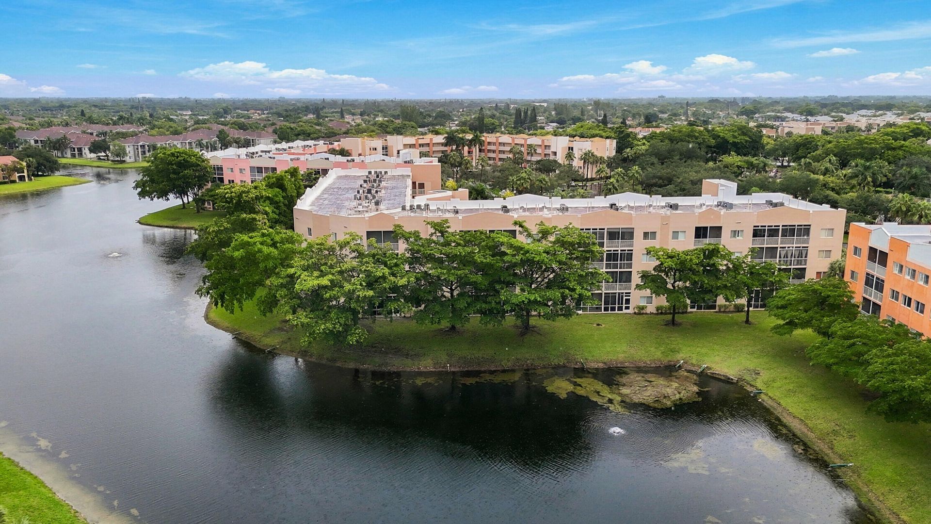 7755 Yardley Drive, Unit 410, Tamarac, FL 33321 Photo