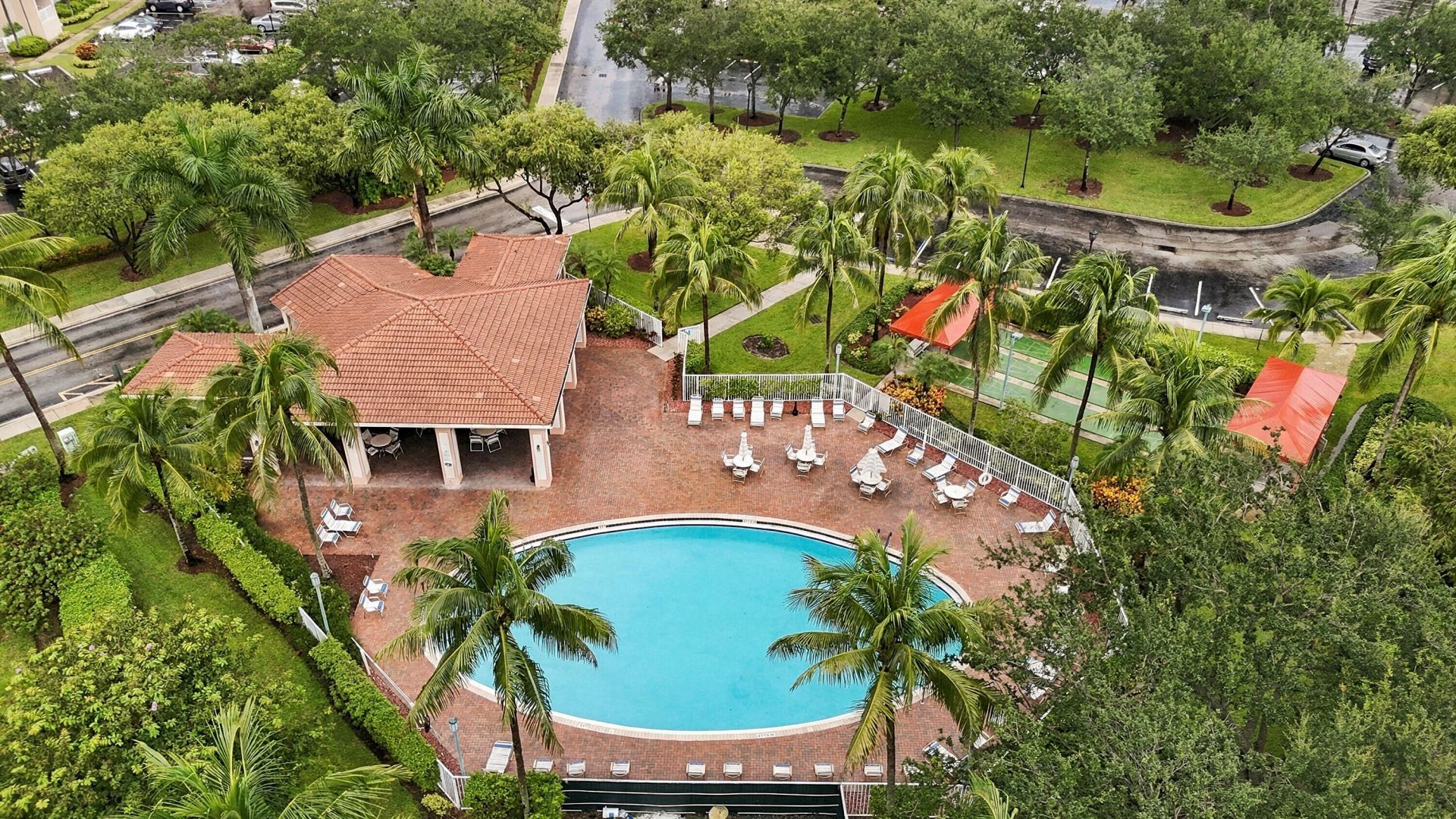 7755 Yardley Drive, Unit 410, Tamarac, FL 33321 Photo