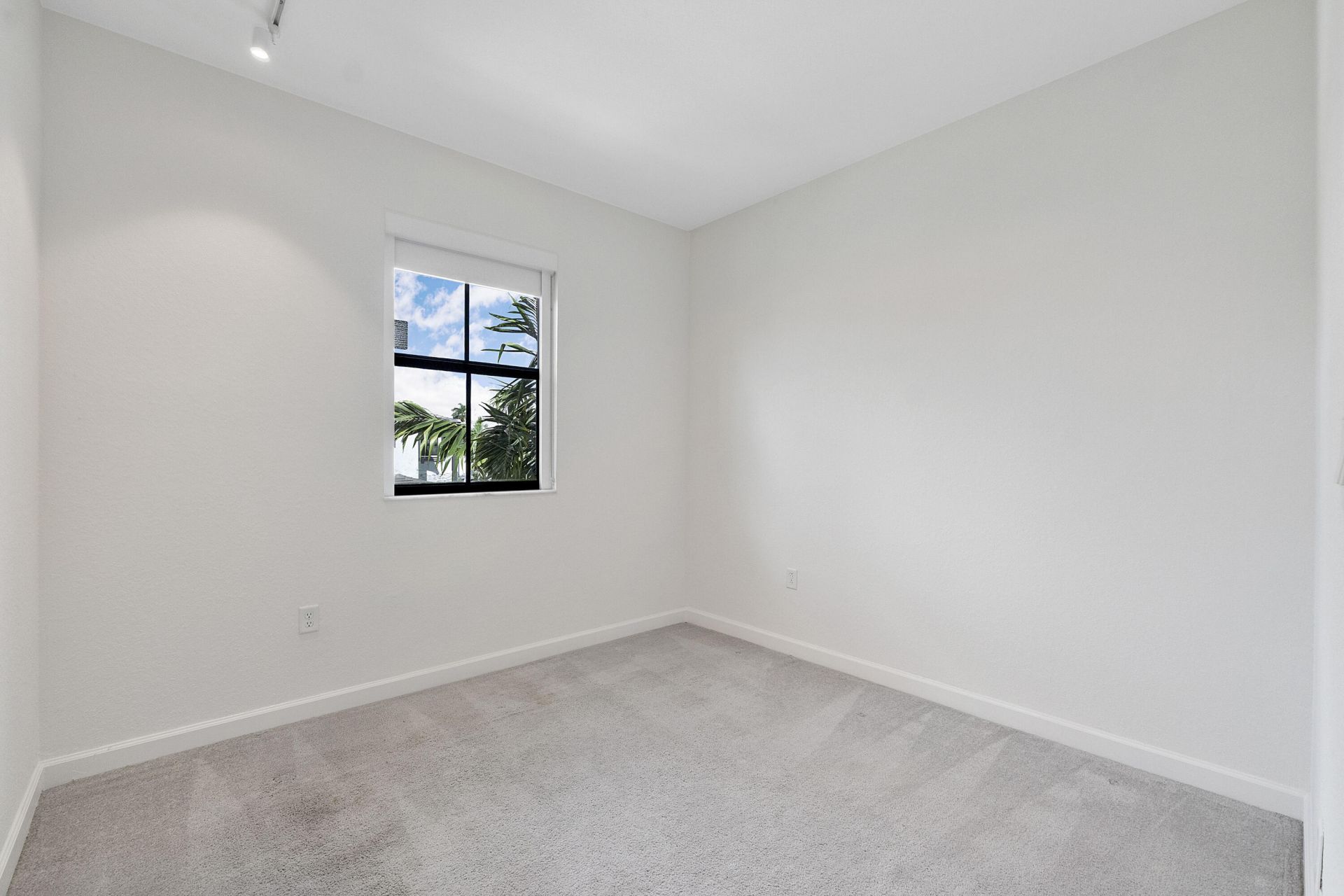 20383 NW 5th Court, Miami Gardens, FL 33169 Photo