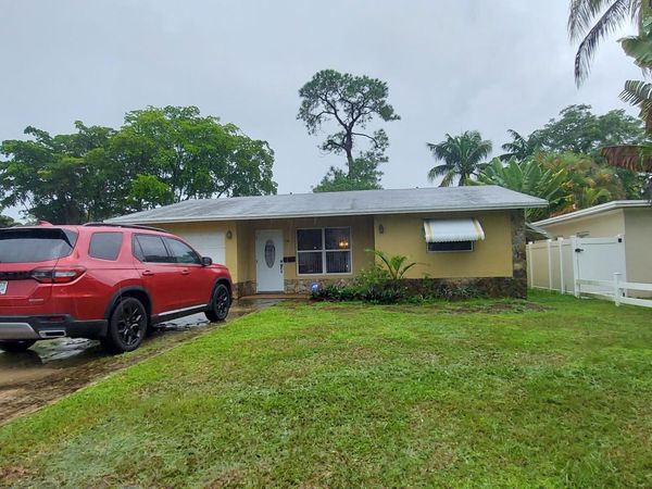 108 NE 23RD Street, Wilton Manors, FL 33305