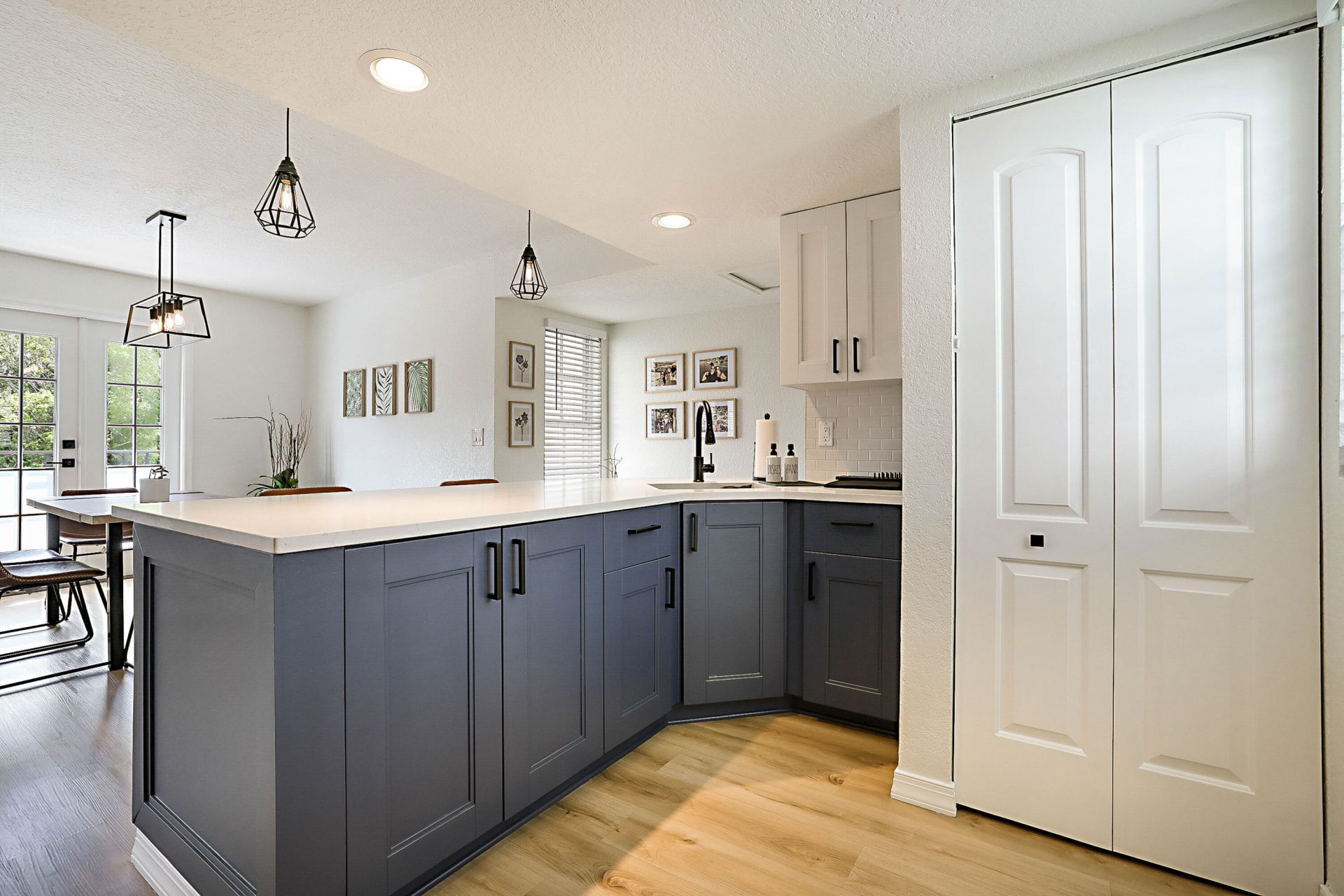 1105 Lake Shore Drive, Unit 205, Lake Park, FL 33403 Photo
