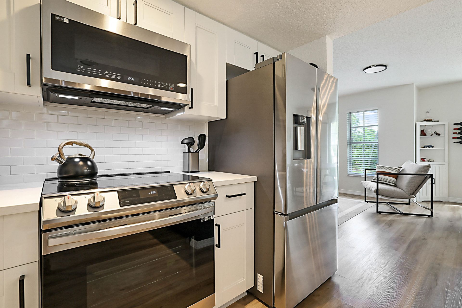1105 Lake Shore Drive, Unit 205, Lake Park, FL 33403 Photo