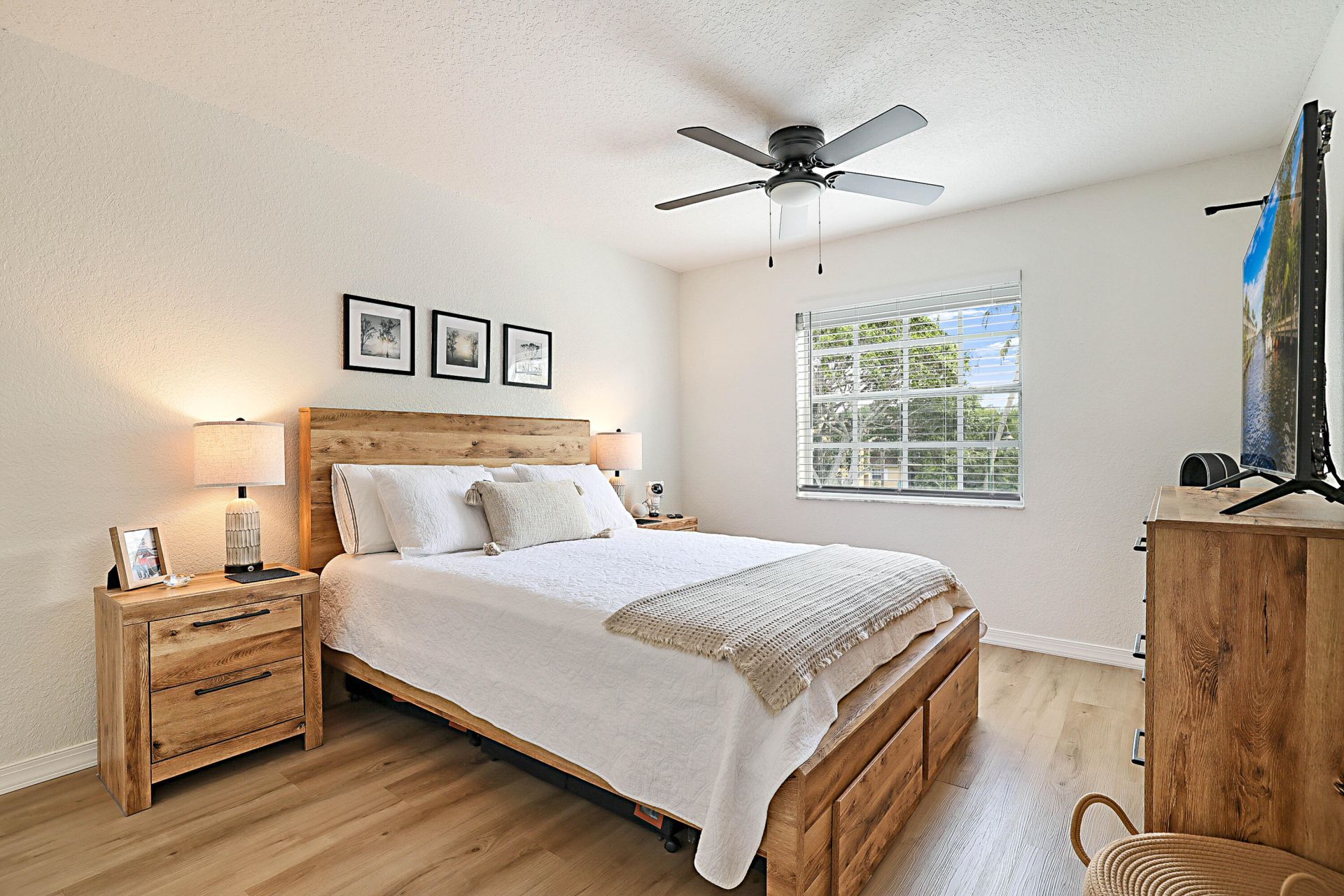 1105 Lake Shore Drive, Unit 205, Lake Park, FL 33403 Photo
