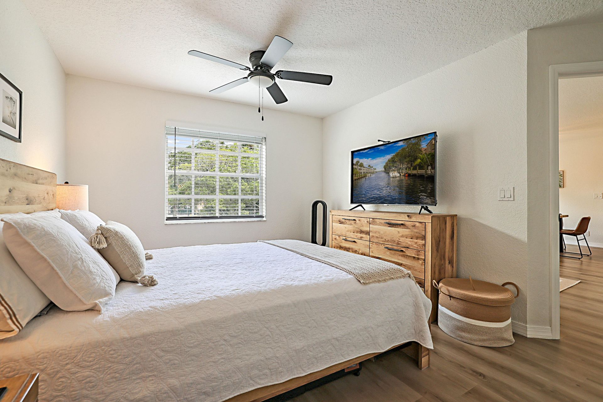 1105 Lake Shore Drive, Unit 205, Lake Park, FL 33403 Photo