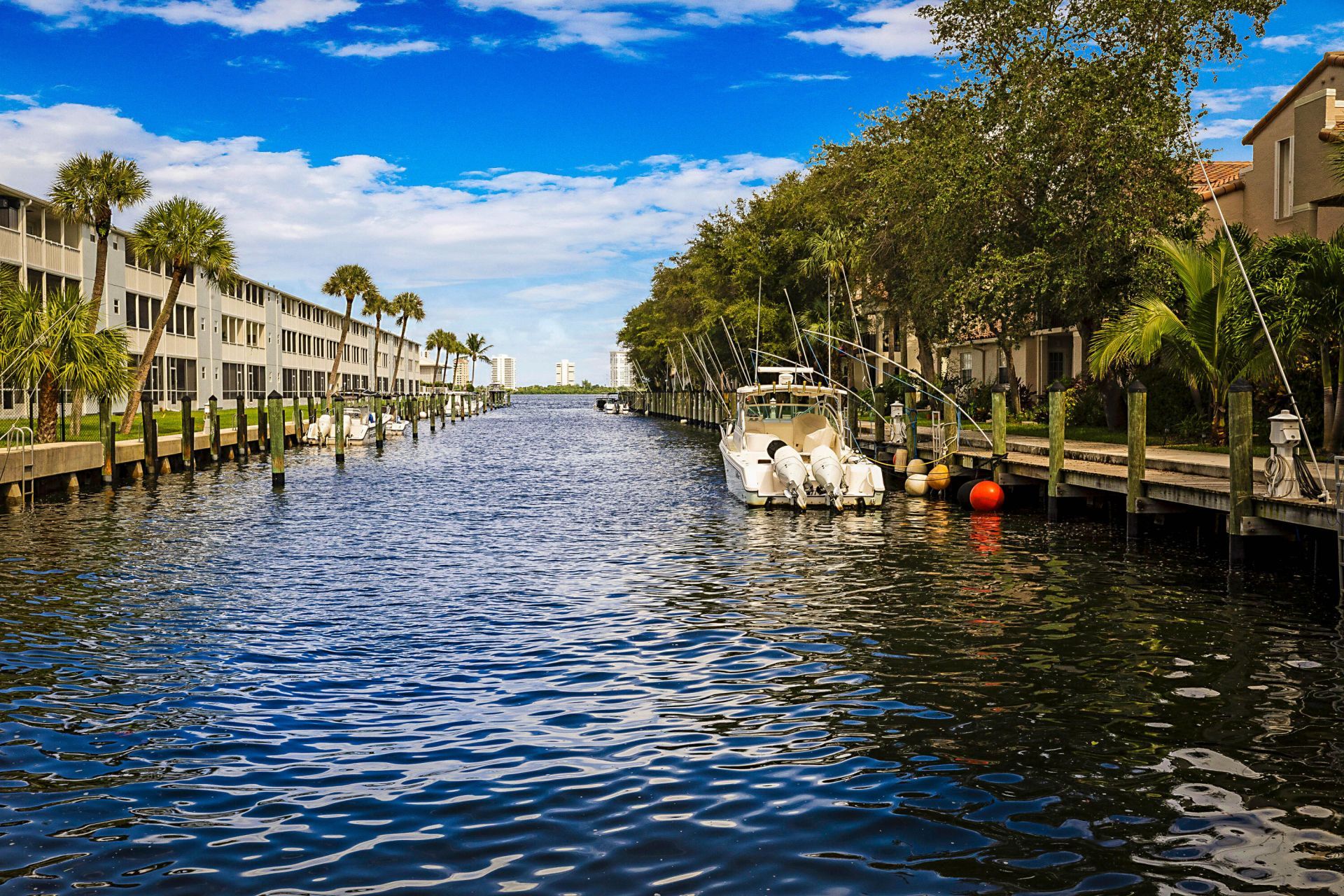 1105 Lake Shore Drive, Unit 205, Lake Park, FL 33403 Photo