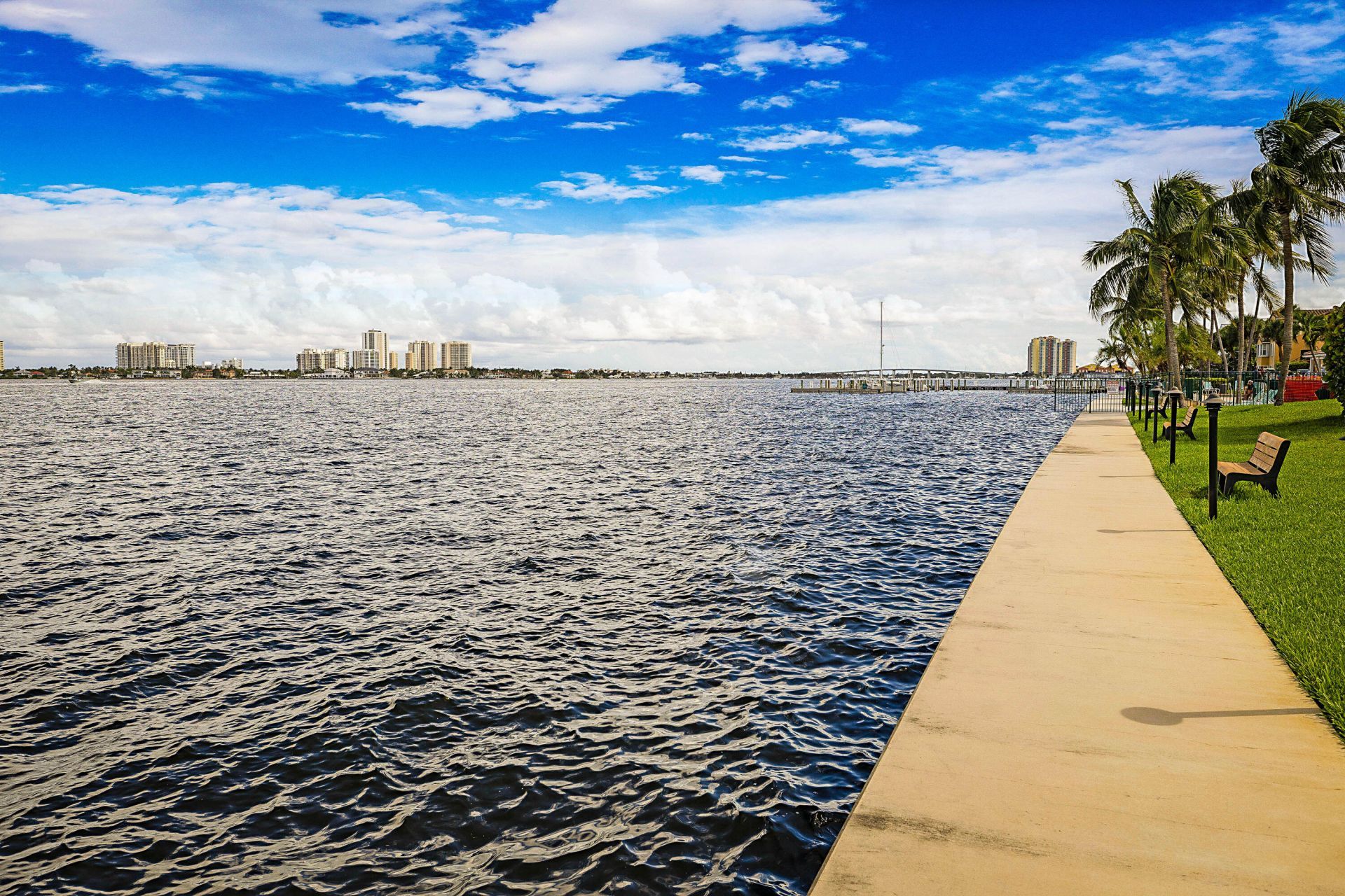 1105 Lake Shore Drive, Unit 205, Lake Park, FL 33403 Photo