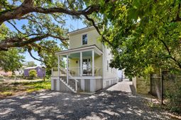 162 Spring Street photo 4