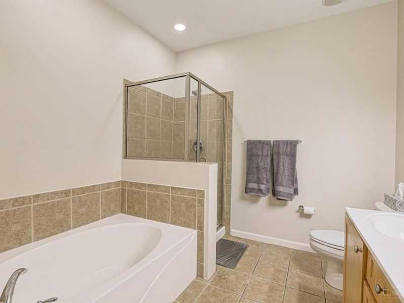 3450 Golden Avenue, Unit 20, Cincinnati, OH 45226 Photo 14